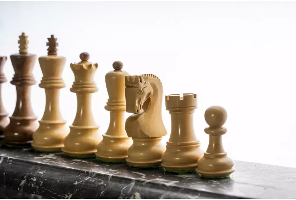 Figury szachowe Zagreb Akacja indyjska/Bukszpan 3,75 cala Rzeźbione Drewniane